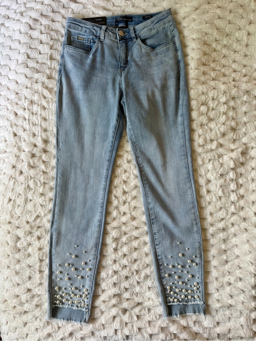 FDJ Olivia Mid Rise Pearl Embellished Cropped Jeans Light Wash Stretch NWT 8